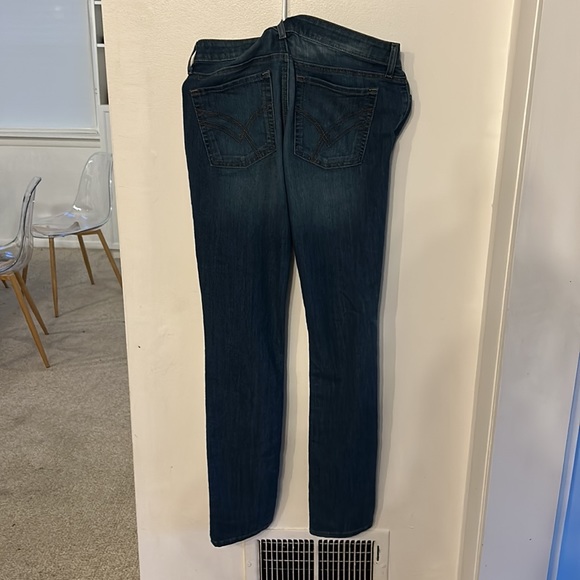 Limited Time William Rast Target Jeans size 29, stretchy, curve enhancing - Picture 3 of 3
